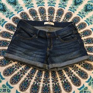 Hollister Jean Shorts Stretch Low Rise Midi Size 3